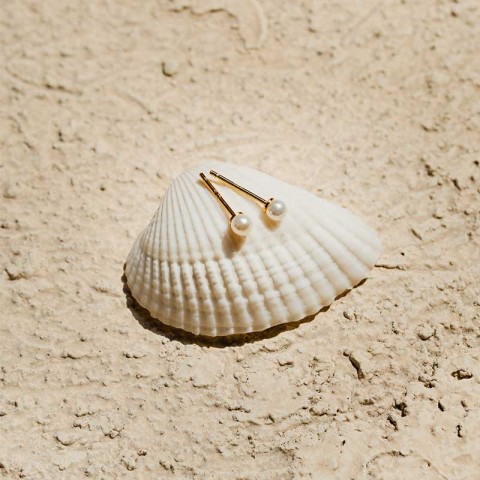 DELPHINE STUD EARRING